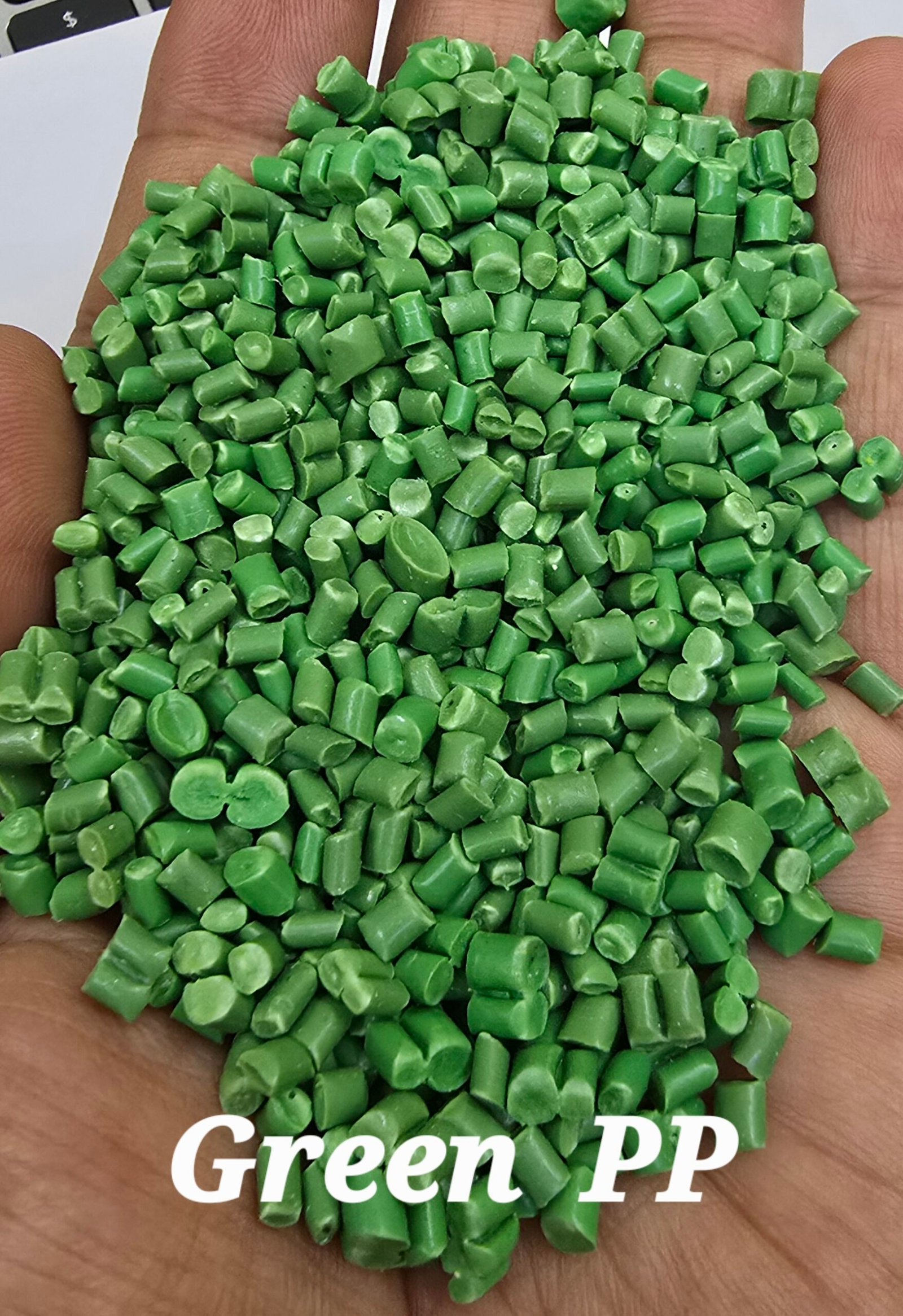 PS-2725 Poster Green ABS Granules